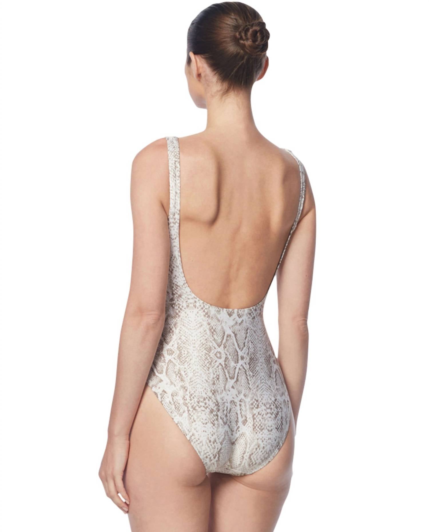 Carmen Marc Valvo - Classic Zipper One Piece Swimsuit