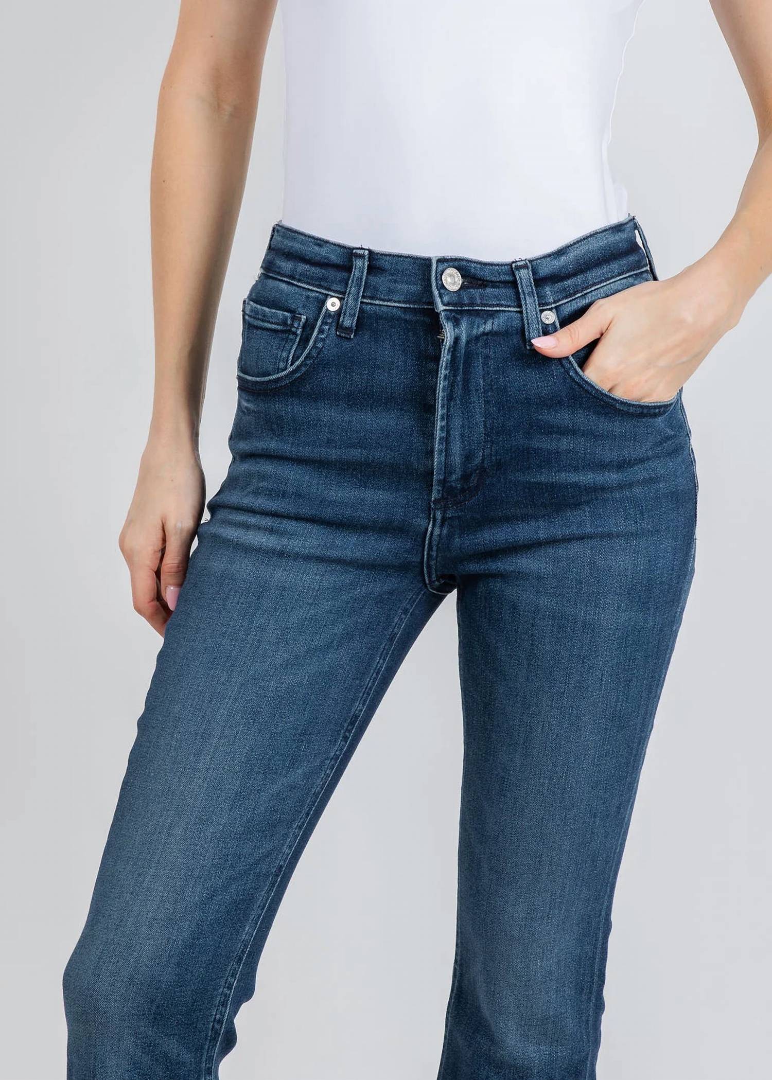 Citizens Of Humanity - Isola Mid Rise Cropped Boot Jeans