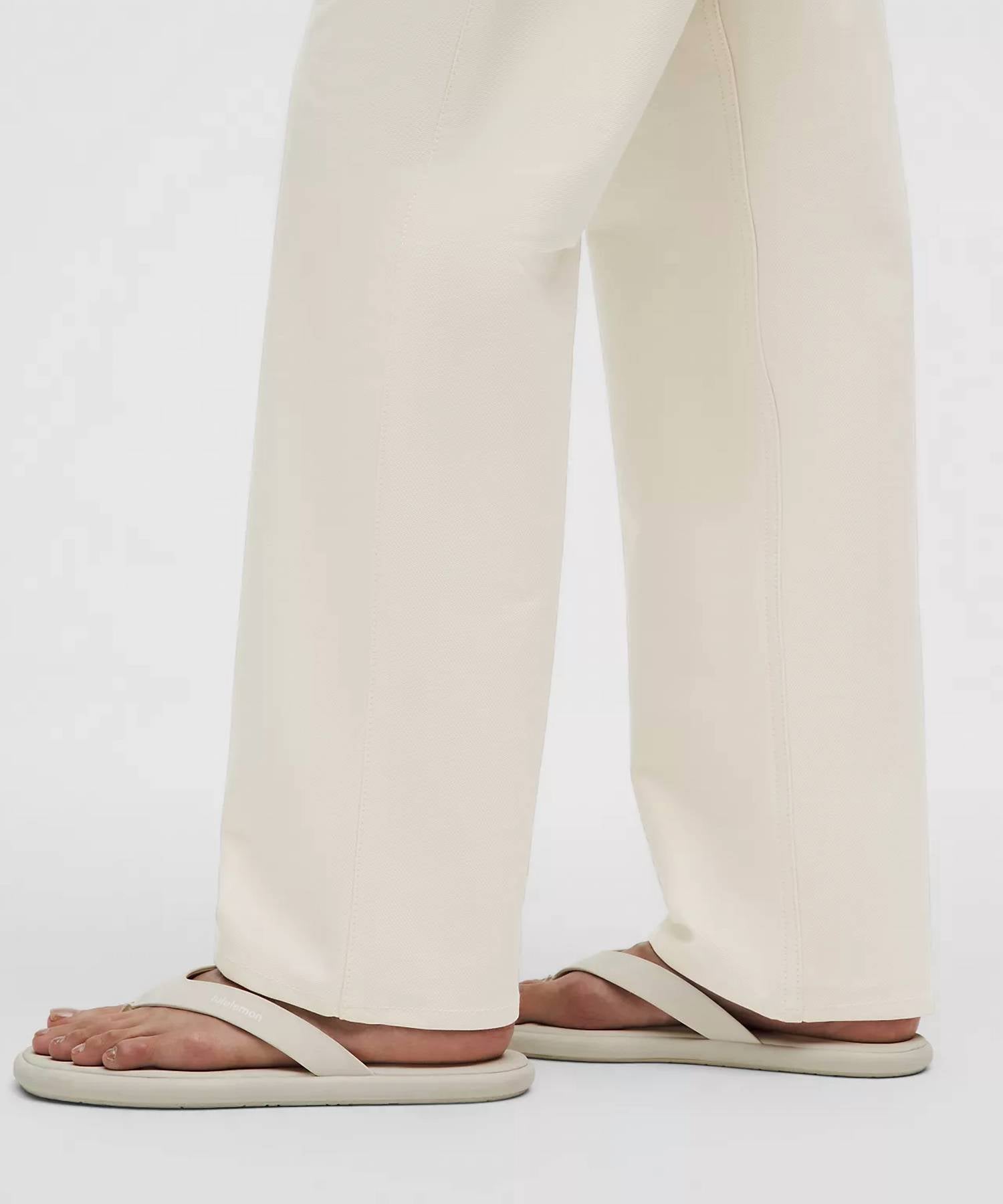 Lululemon - Easy Five Mid-Rise Relaxed Straight Pant