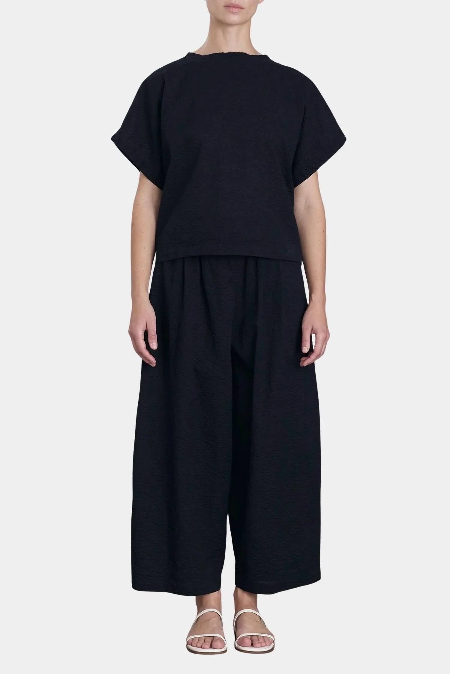 Black Crane - Boxed Top