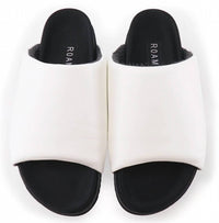 Roam - Women's Leather Slider Sandal