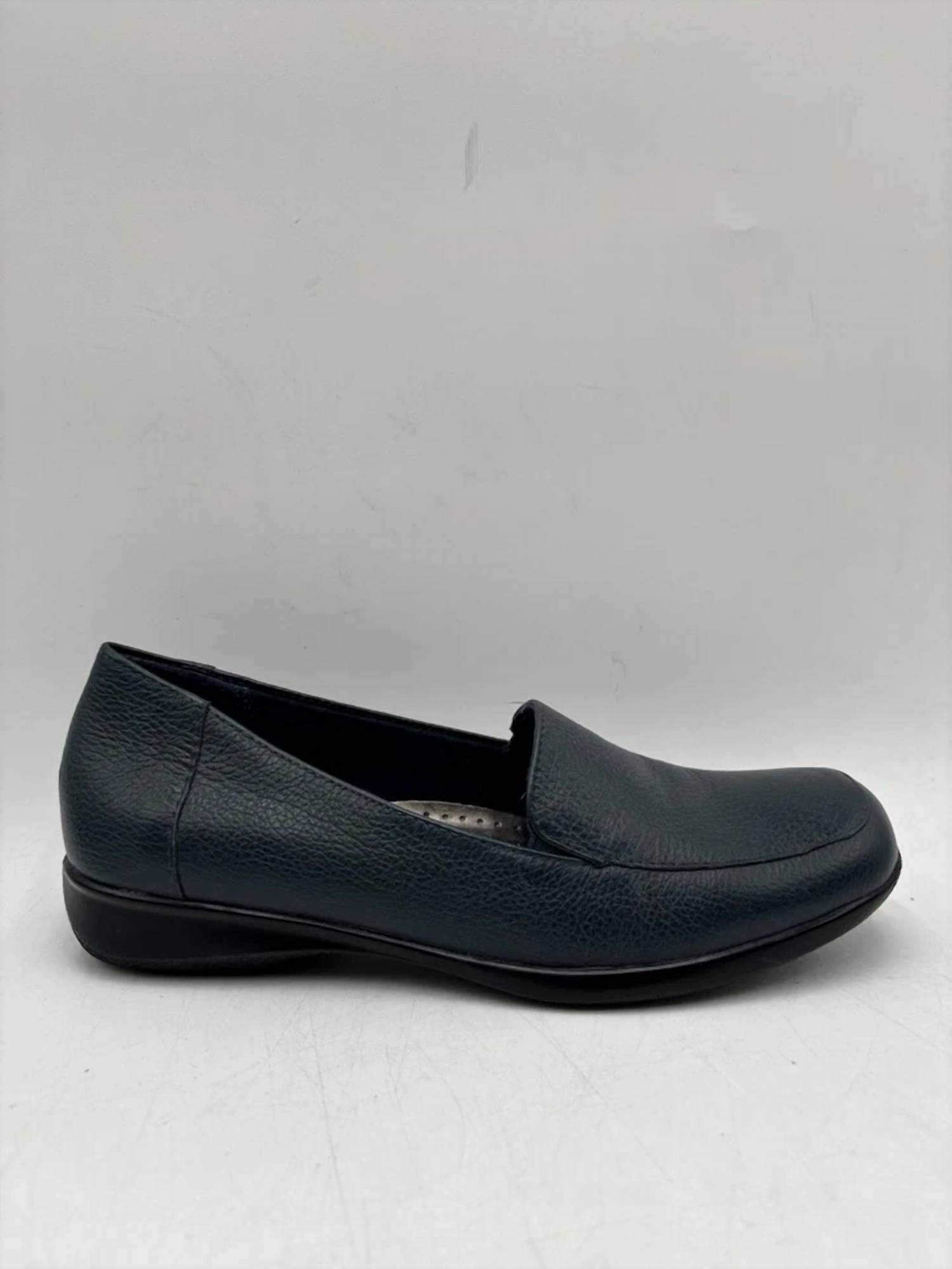 Trotters - Women's Jenn Casual Loafers