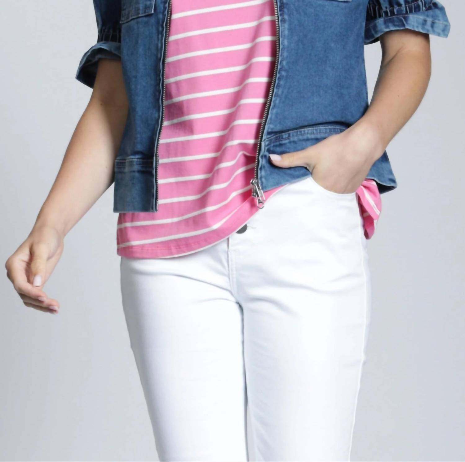 Apny - Zip Front Denim Jacket