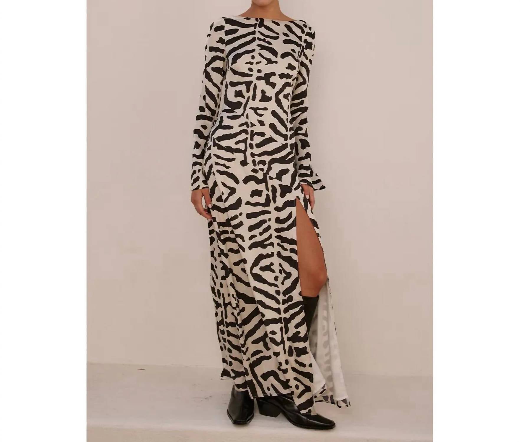 Runaway - Montie Long Sleeve Maxi Dress