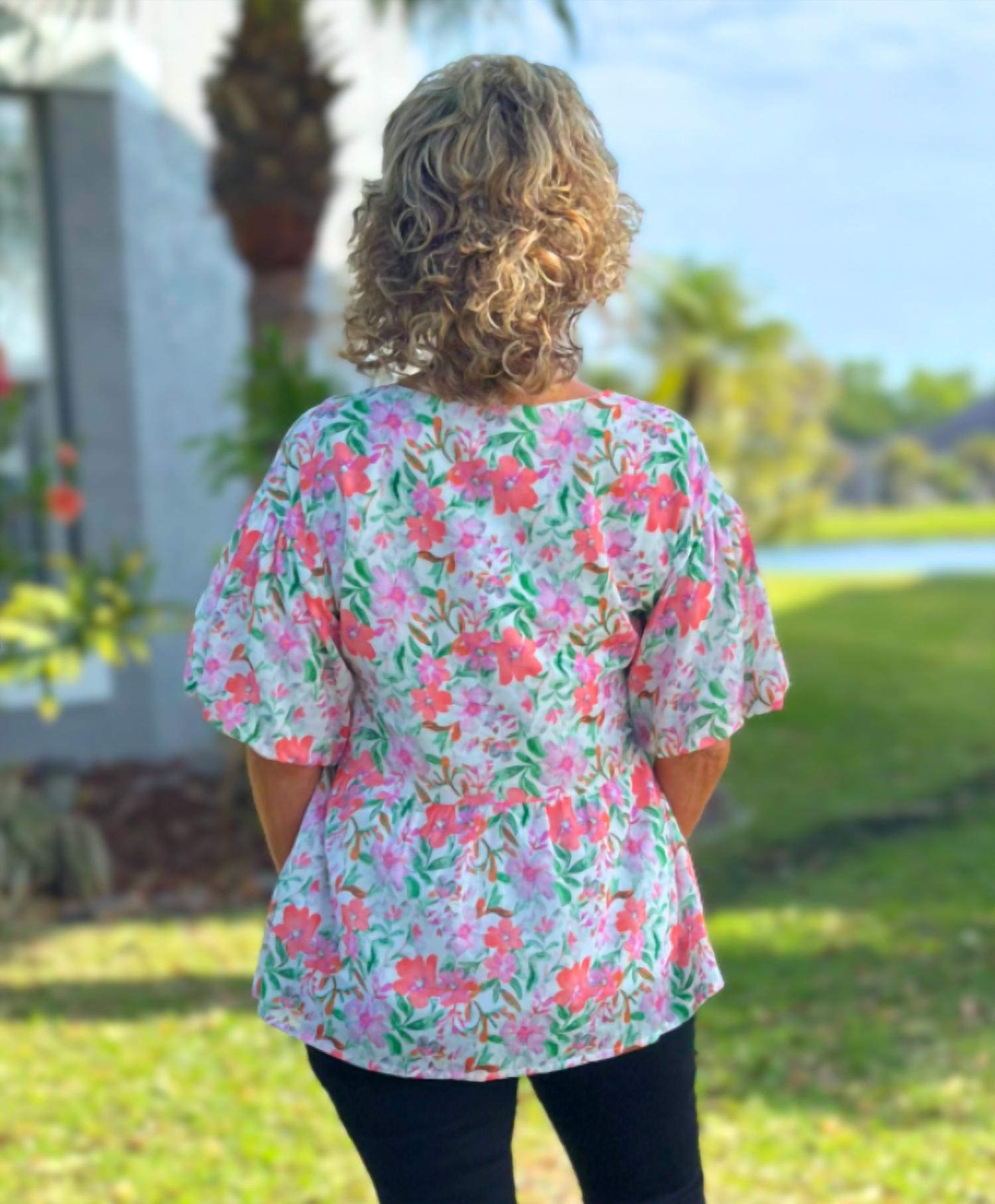 Southern Grace - Secret Garden Short Puff Sleeves Top