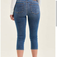 Judy Blue - Midrise Capri Jean