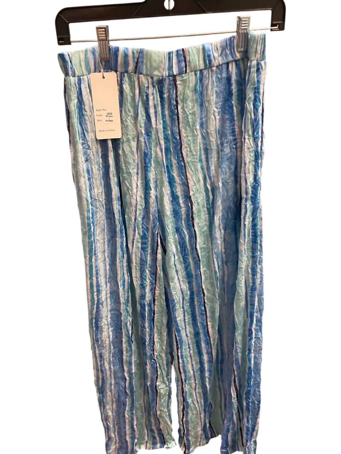 Shana Apparel - Women's Striped Crinkle Button Pants With Pockets