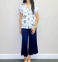 Papillon - Short Sleeve Crinkle Floral Button Front Top