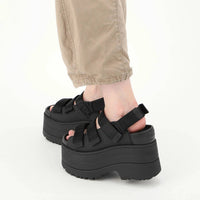 Ugg - Women's Goldenrise Sandal