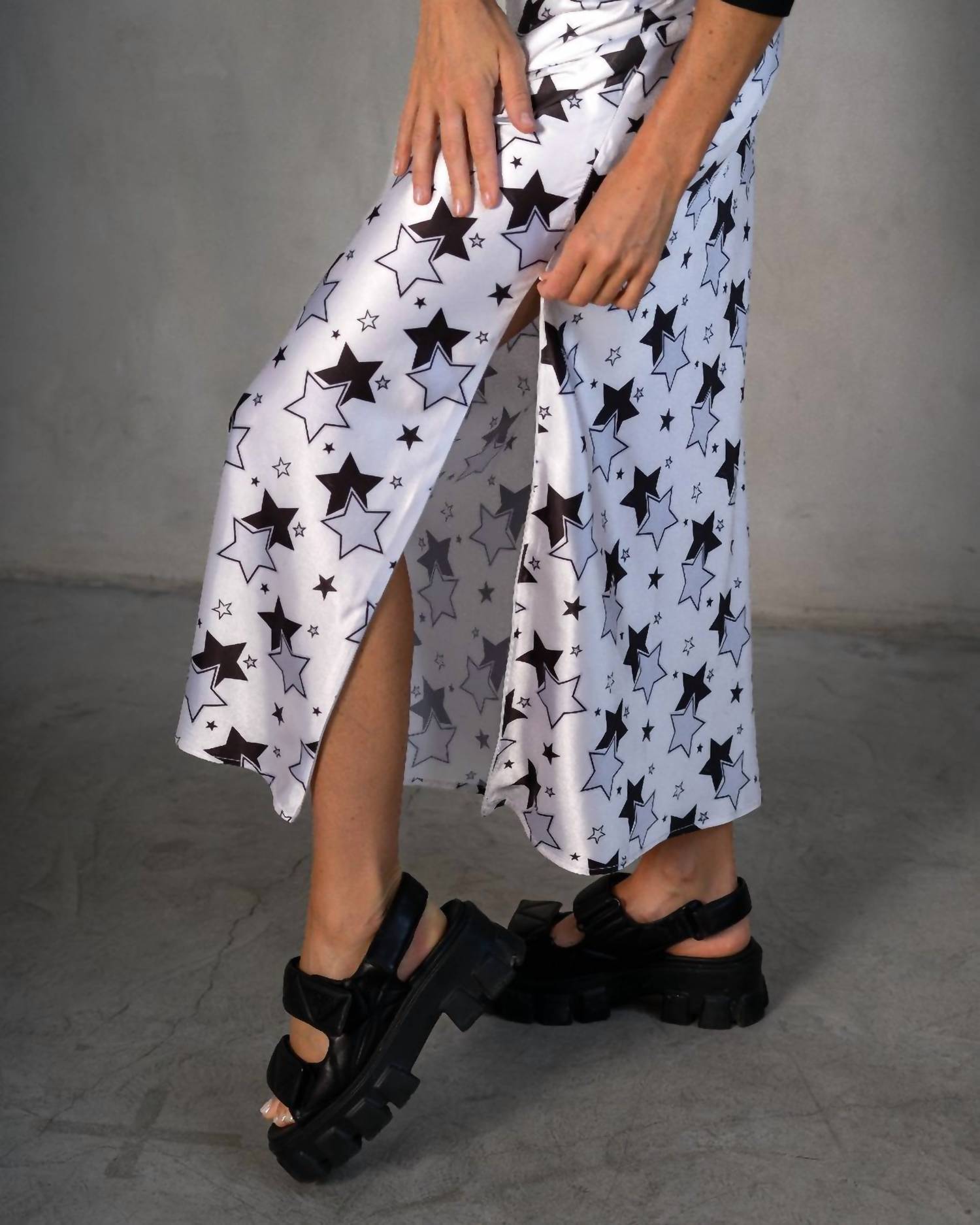 Care Tucker - Lennon Zipslip Midi Dress