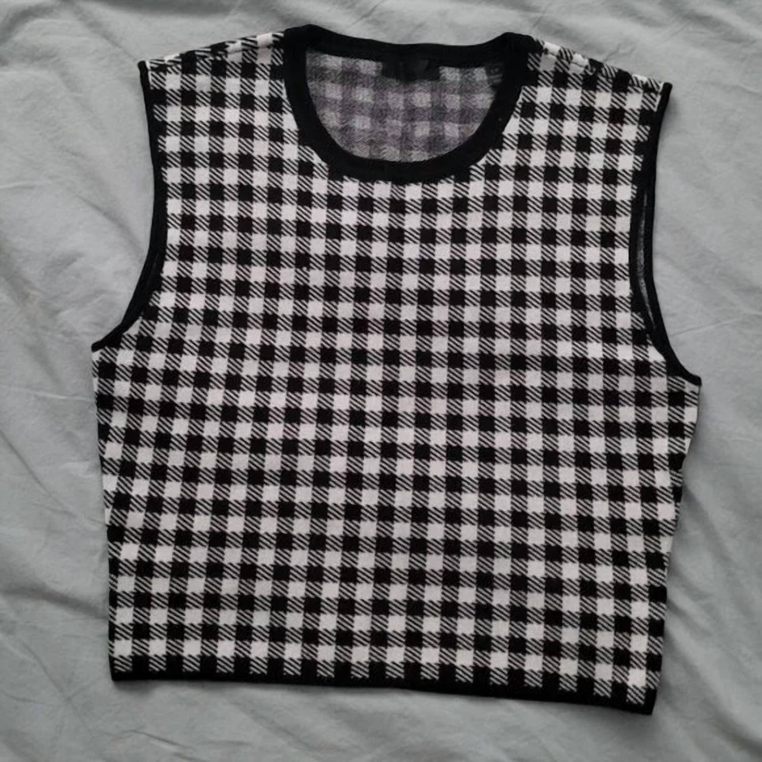 Atm - Shepherd Check Jacquard Cropped Sweater