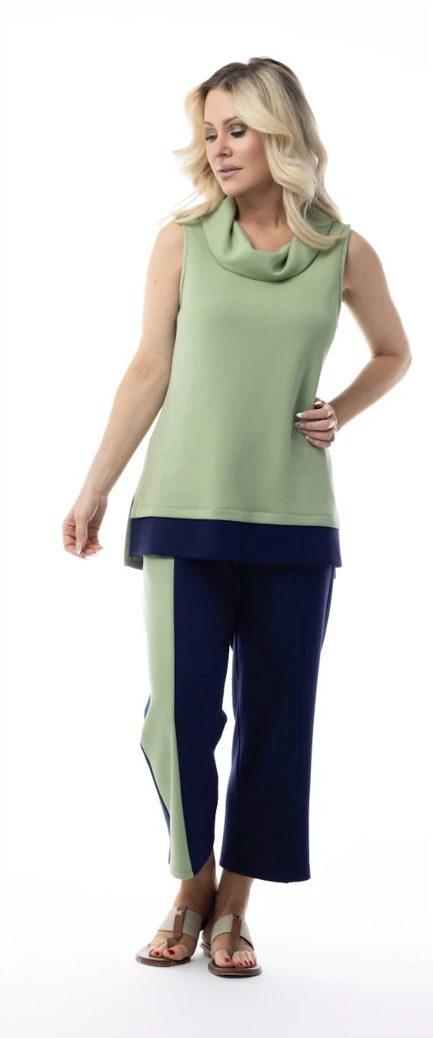 Pure Essence - Two-tone Sleeveless Top