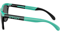 Oakley - Men's Frogskins Range Square Non Polarized Sunglasses 9284-1055