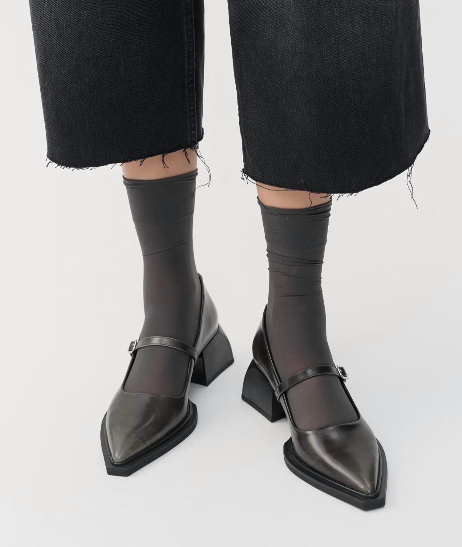 Vagabond Shoemakers - Women's Vivian Mary Jane Pumps