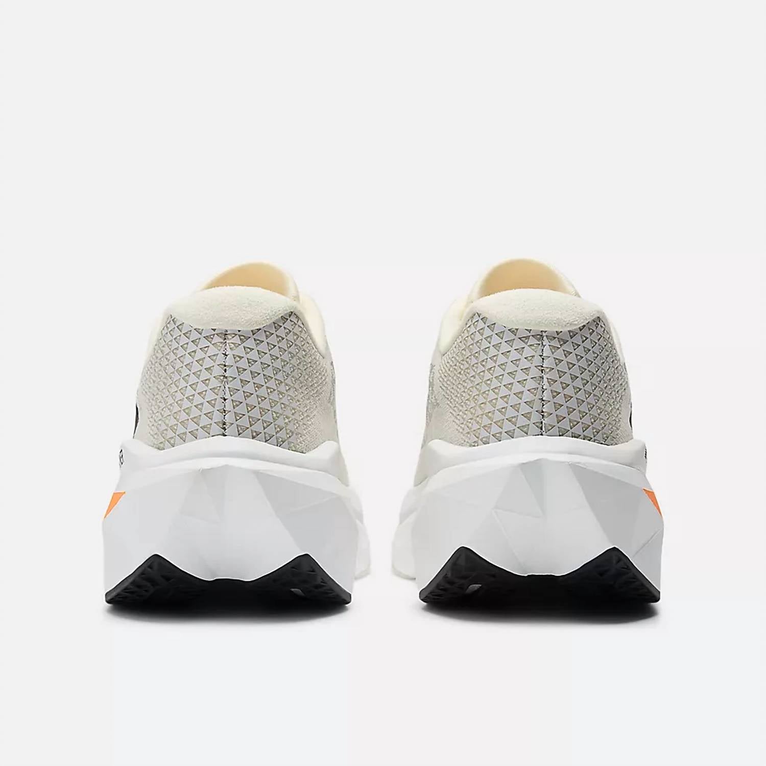 New Balance - Women's Fuelcell Supercomp Trainer V3 Shoes