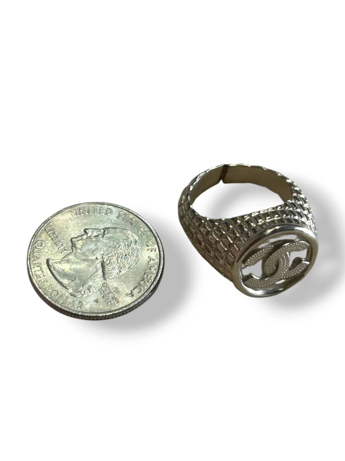 Chanel - Women's Logo Signet Ribbed Coin Ring
