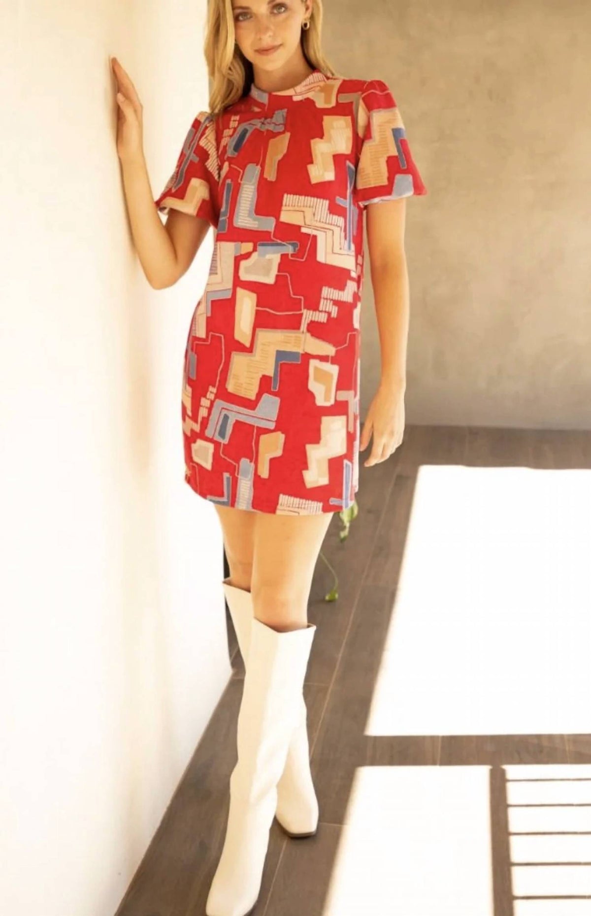 Voy - Geometric Print Tie Back Shift Dress