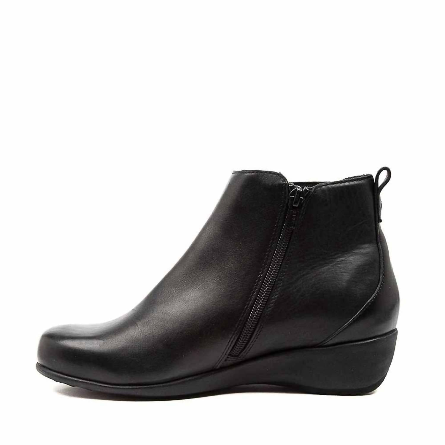 Ziera Women's Shanghai Xf Ankle Boots in black leather - women's shoe - detail view