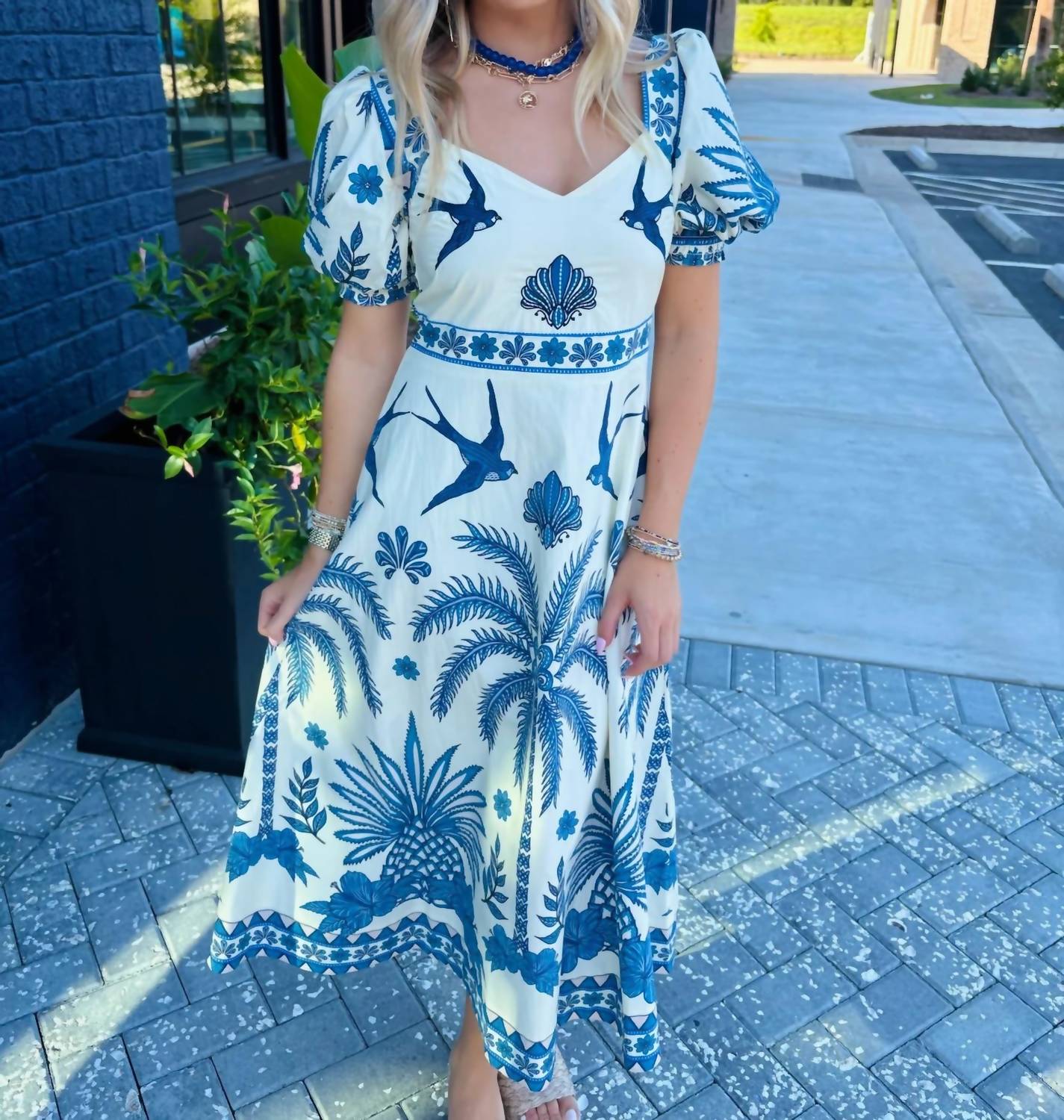 Aylaya - Godthab Tropical Print Midi Dress