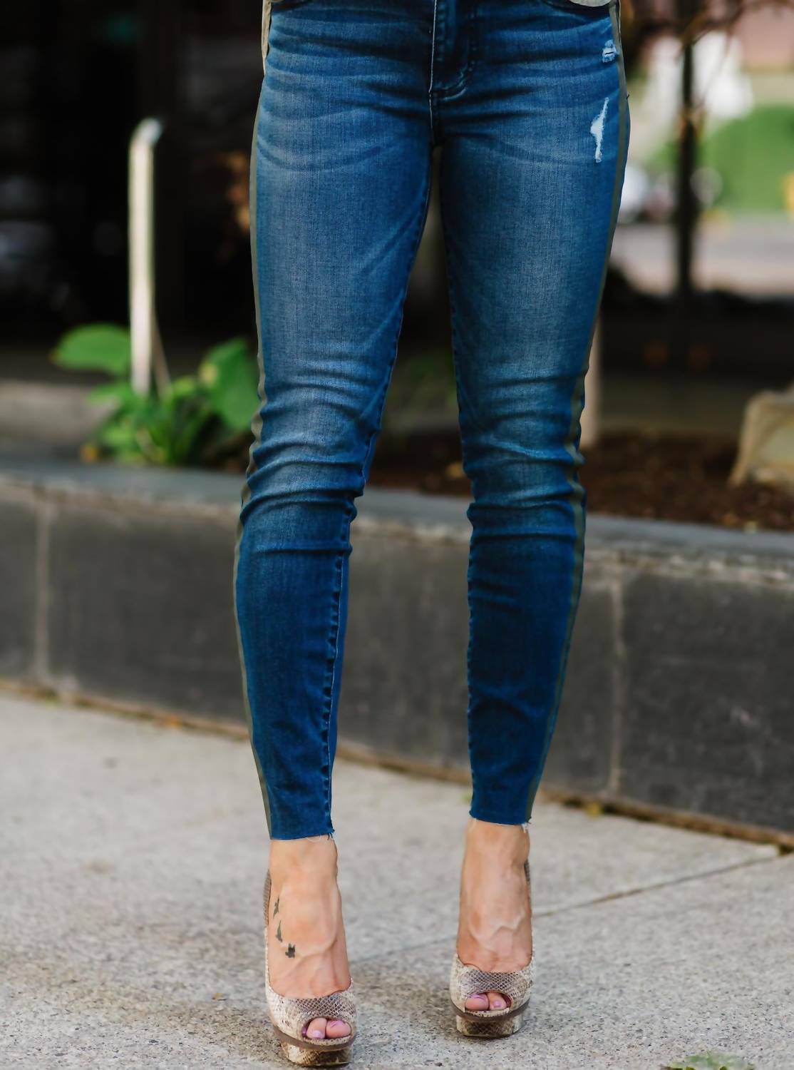 Kut From The Kloth - Connie High Rise Ankle Skinny Jean