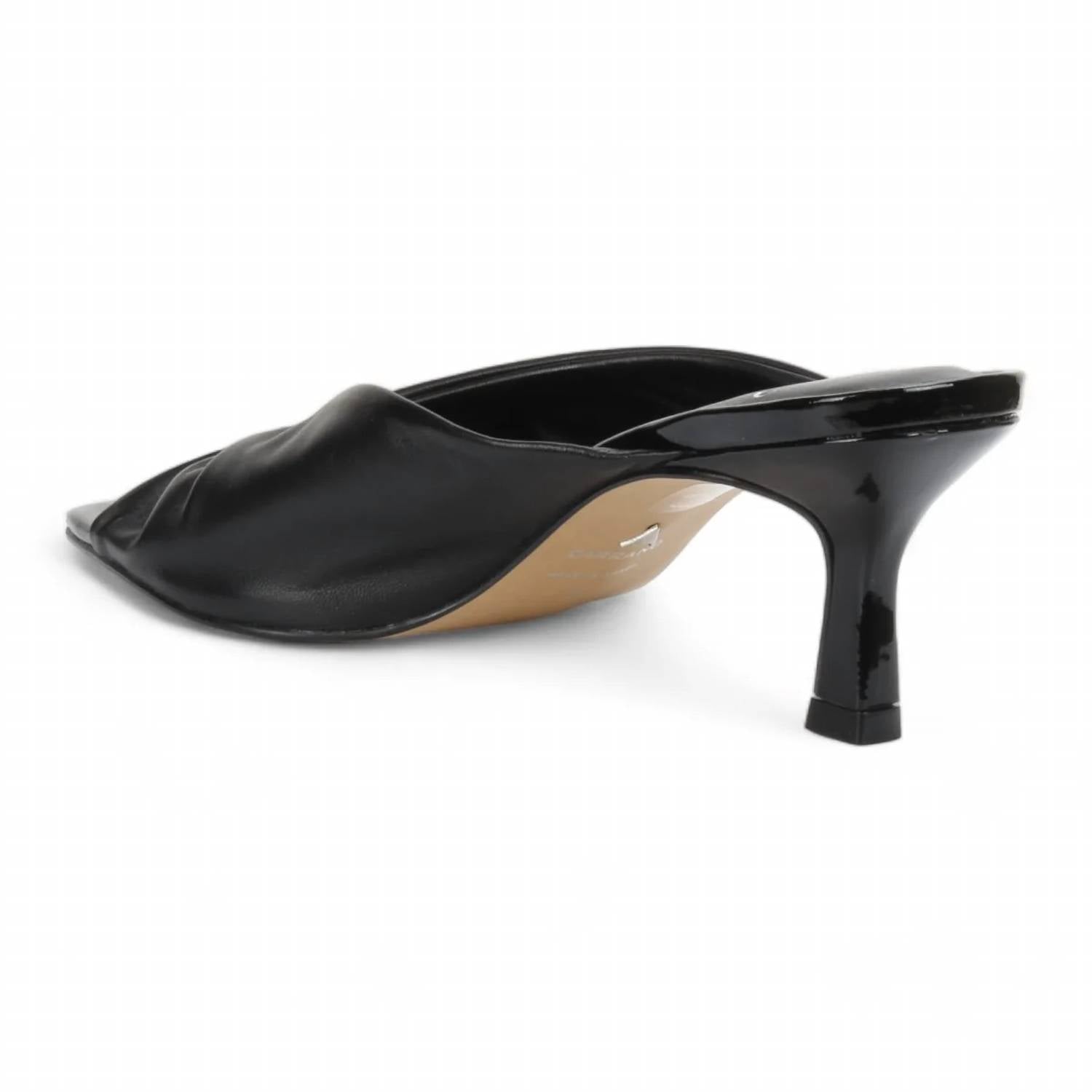 Carrano - Women's Sage Slide Leather Patent Sandal