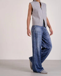 Elan - Women's Britt Sleeveless Zip Sweater