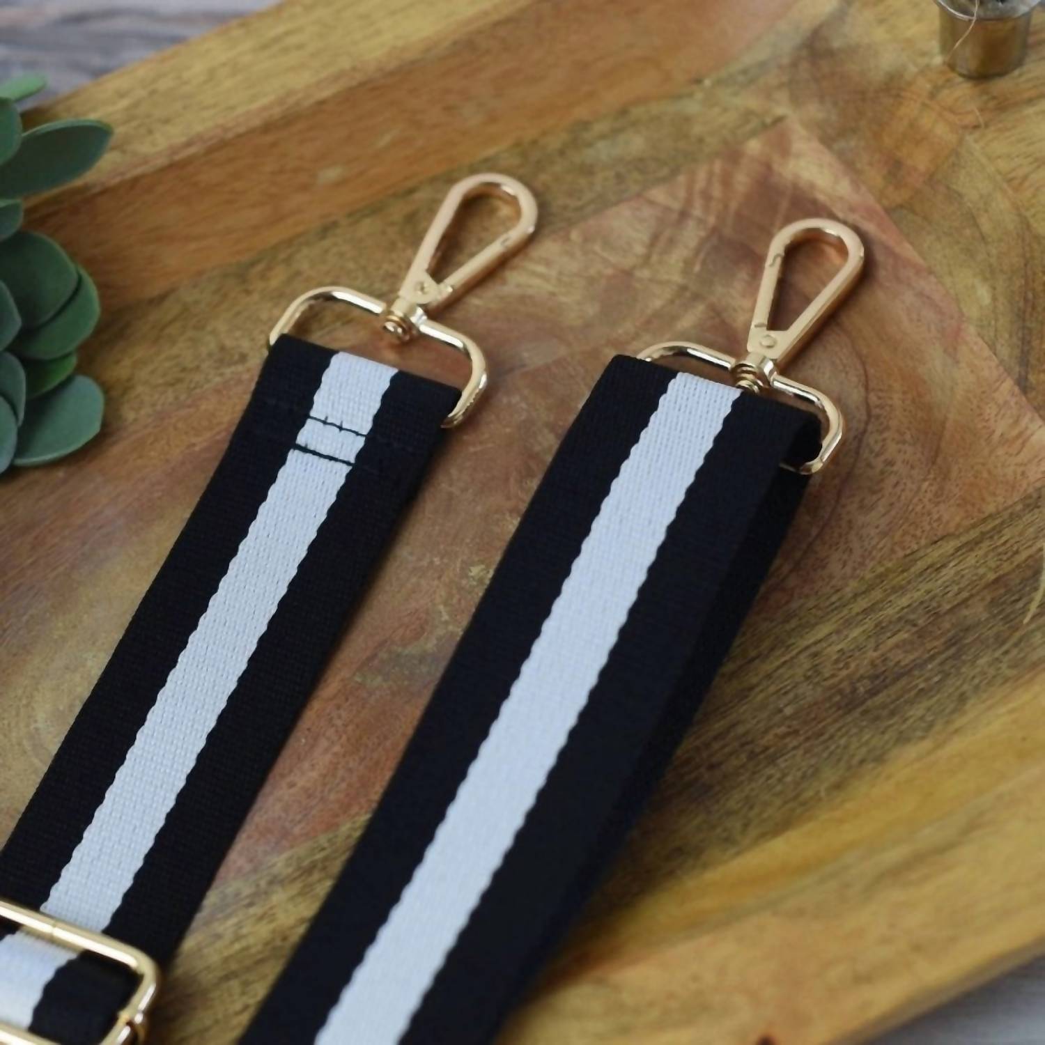 Lauren Lane - Preppy Stripe Adjustable Crossbody Bag Purse Guitar Strap