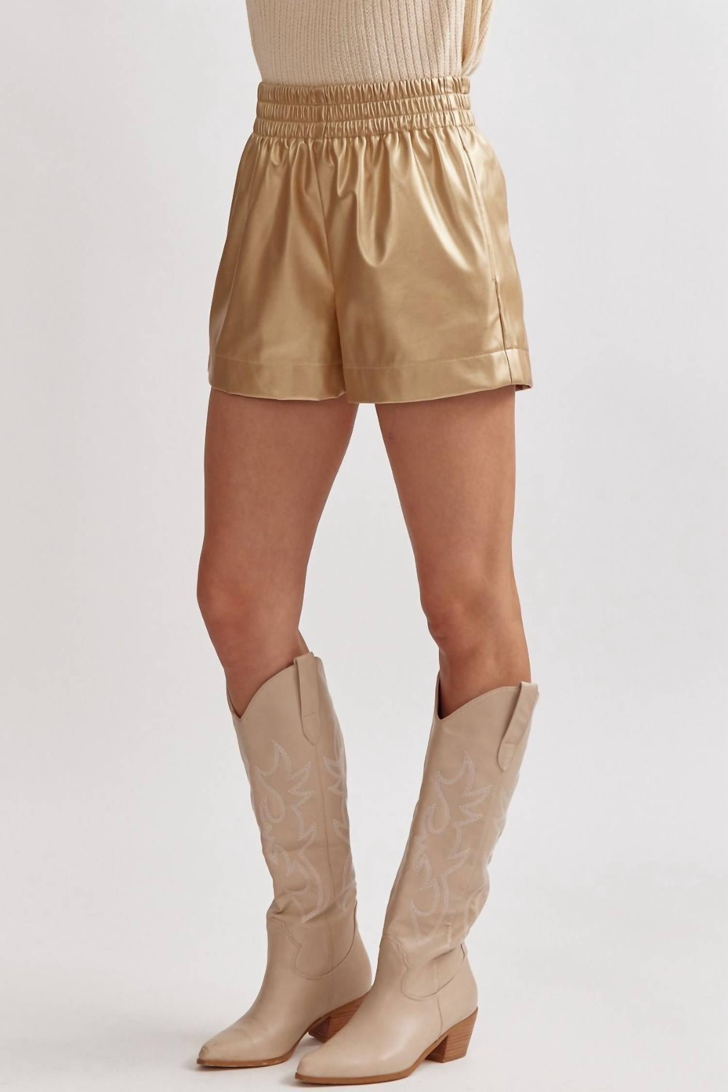 Entro - High Waisted Shorts