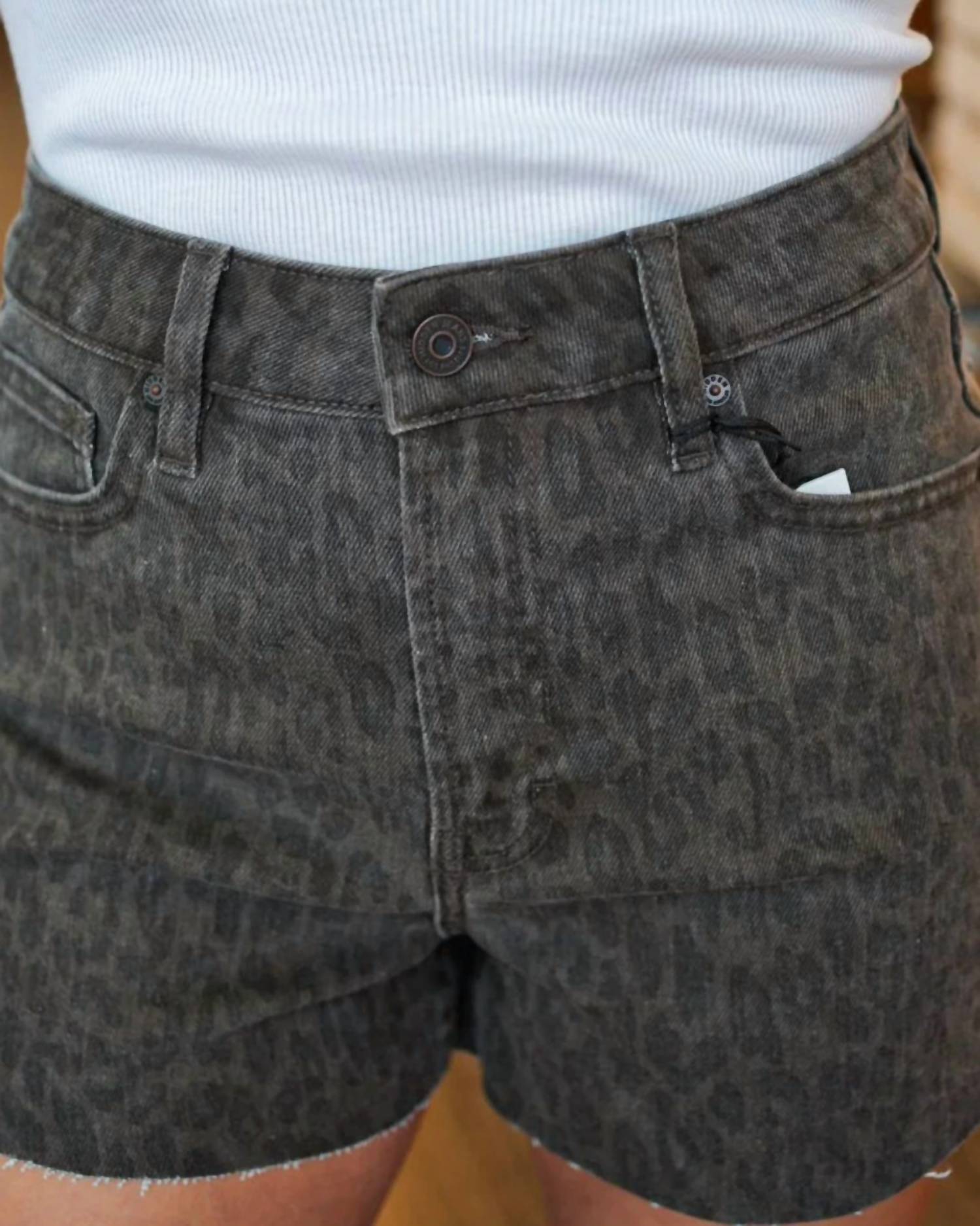 Hidden - Wild At Heart Shorts