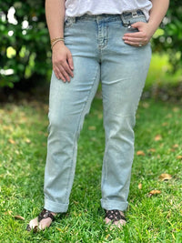 Judy Blue - Keep It Cool Boyfriend Jeans