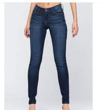 Judy Blue Super Stretchy & Soft Non Distressed Skinny Jeans in dark wash - women's jeans