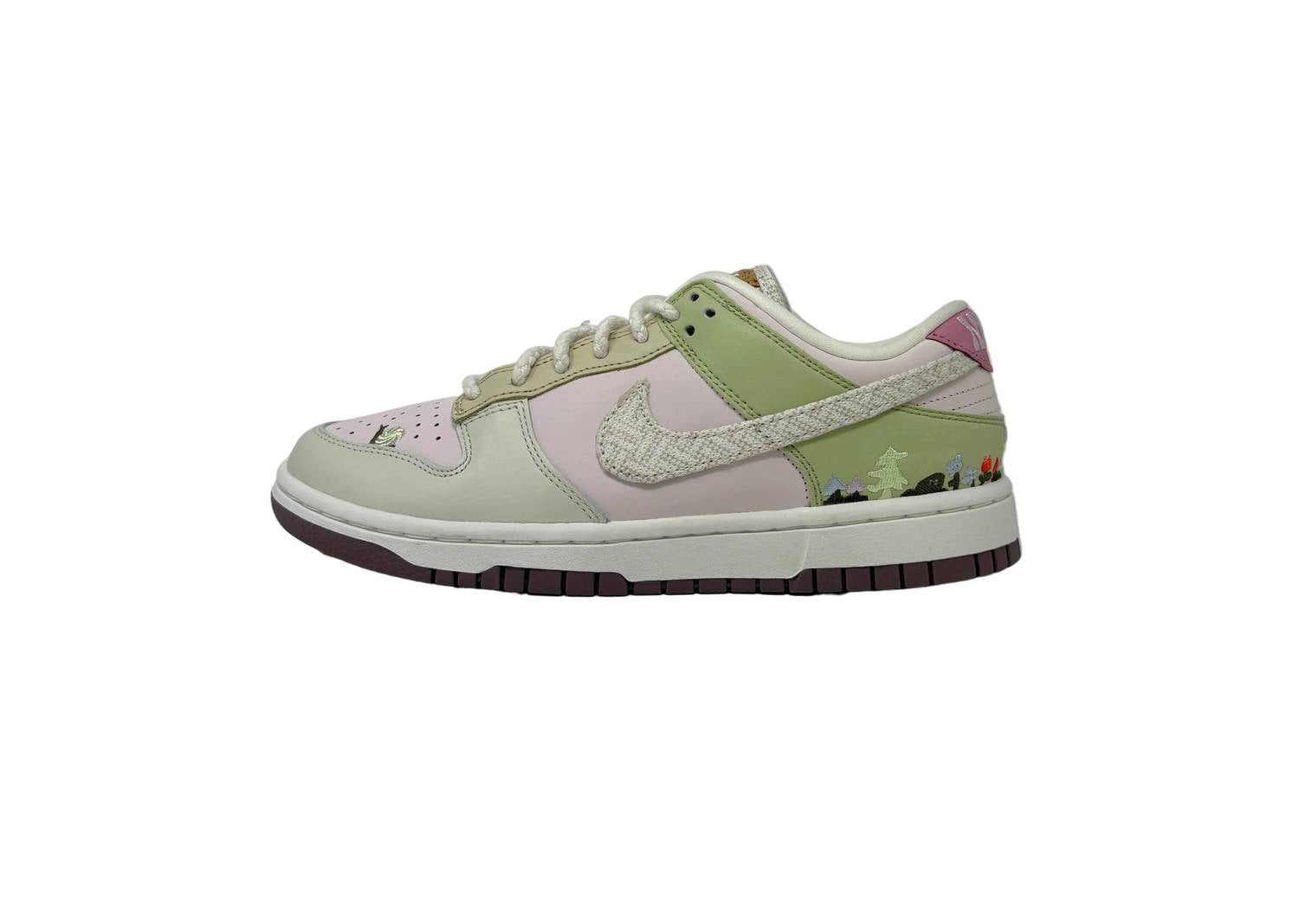 Nike - Women's Dunk Low Sneakers