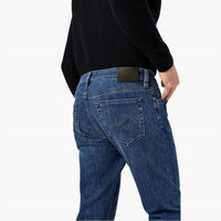 34 Heritage - Courage Straight Leg Jean