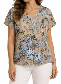 Keren Hart - V-neck Short Sleeve Tee