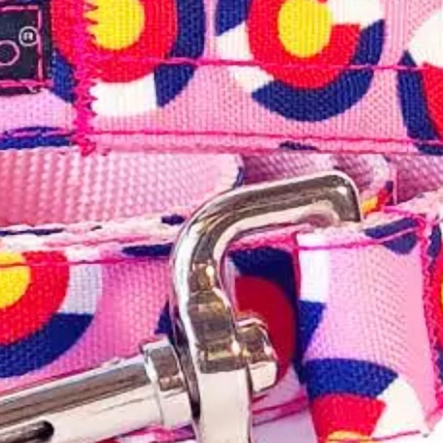 Walk-E-Woo - Dog's Colorado Leash