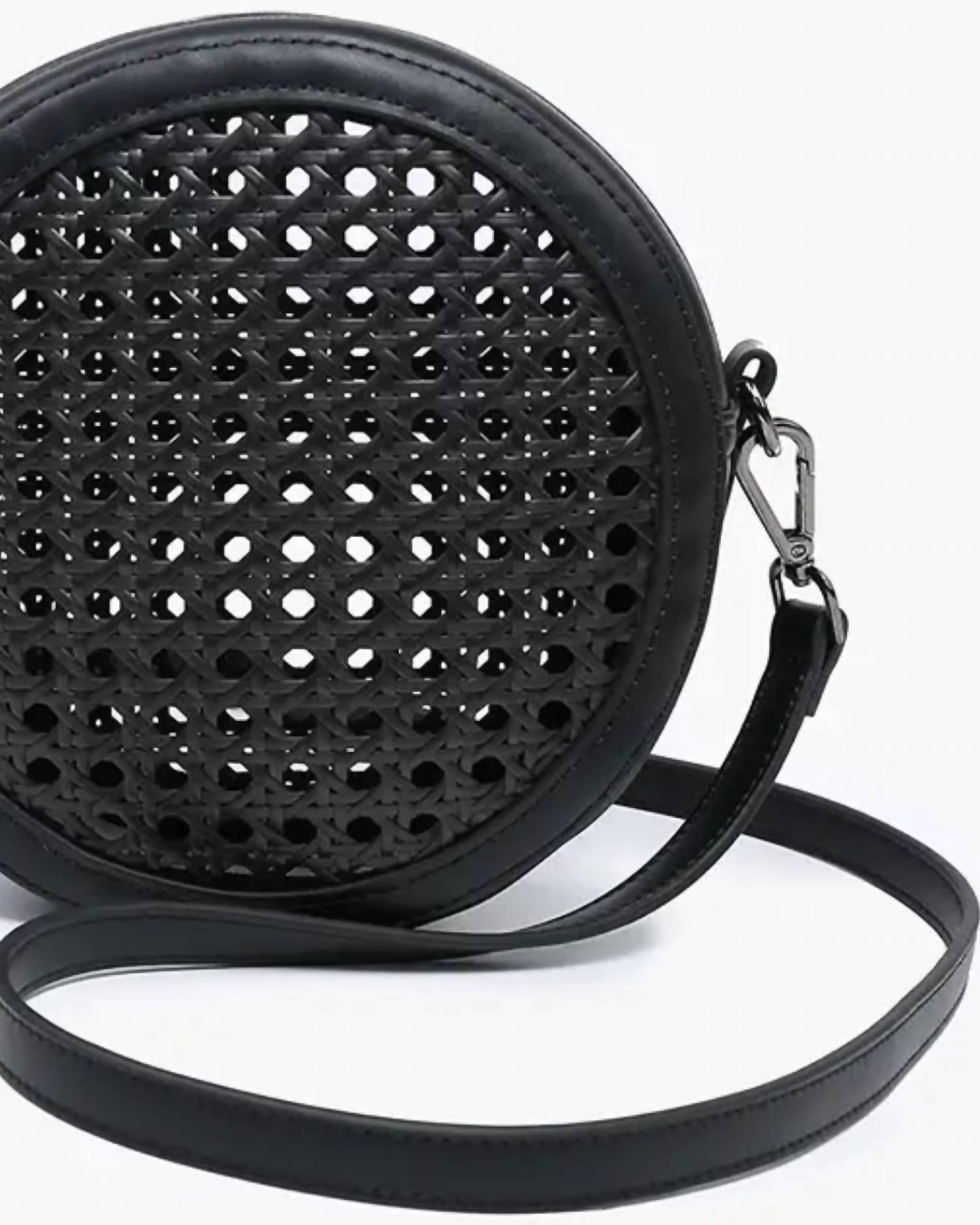 Jen & Co. - Women's Rattan Circular Crossbody Bag