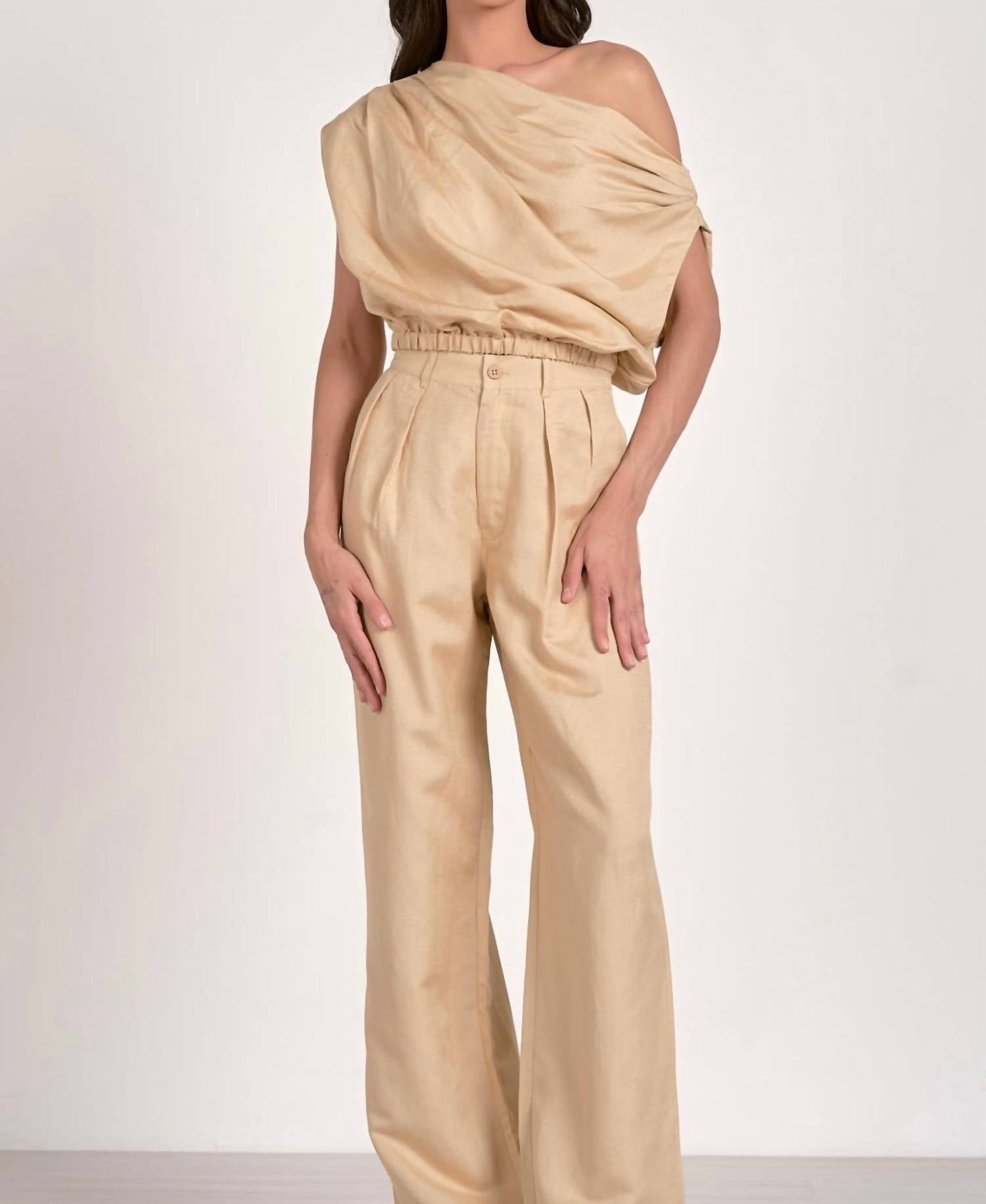 ELAN Callie Off-shoulder Blouse in khaki - women's blouse