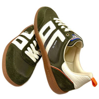 Back 70 - Women's Ghost N Sneakers