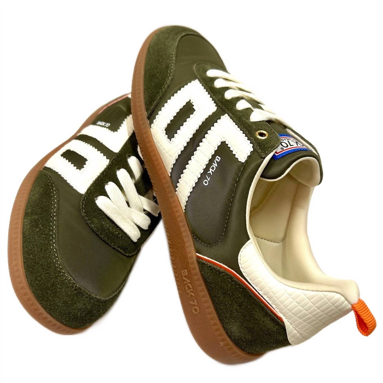 Back 70 - Women's Ghost N Sneakers