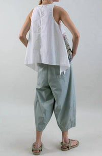 Psophia - Lightweight Cropped Trouser
