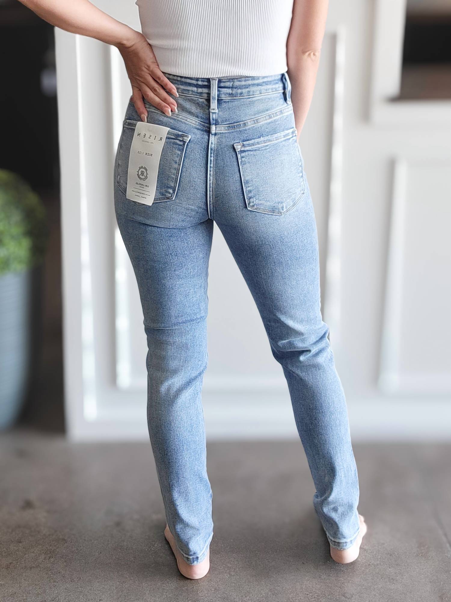 RISEN Emma Jeans in blue - women's jeans - detail view