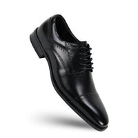 Giorgio Venturi Men's Lace Up Leather Shoes in black - men's shoe - detail view