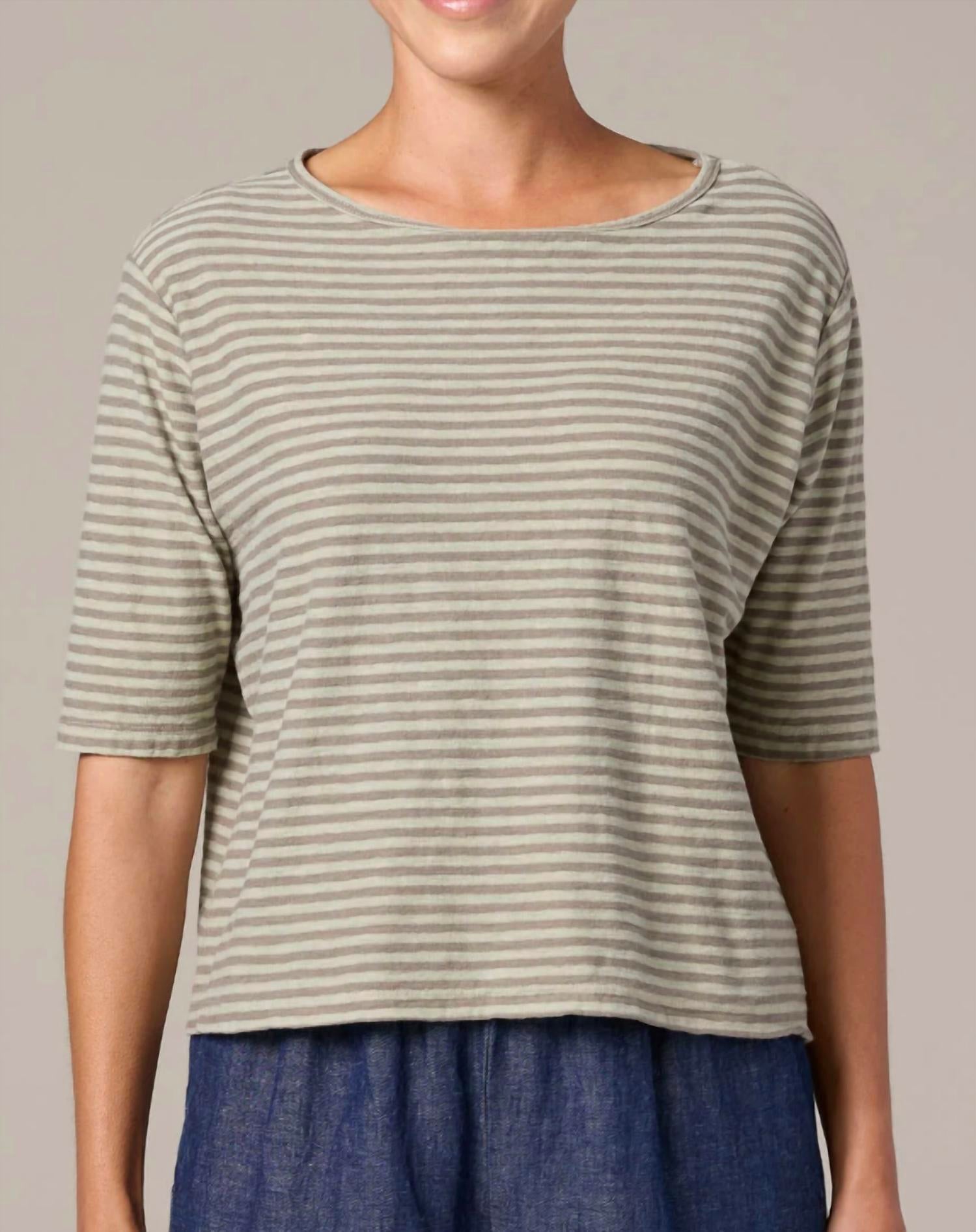 Cut Loose - Elbow Sleeve Top