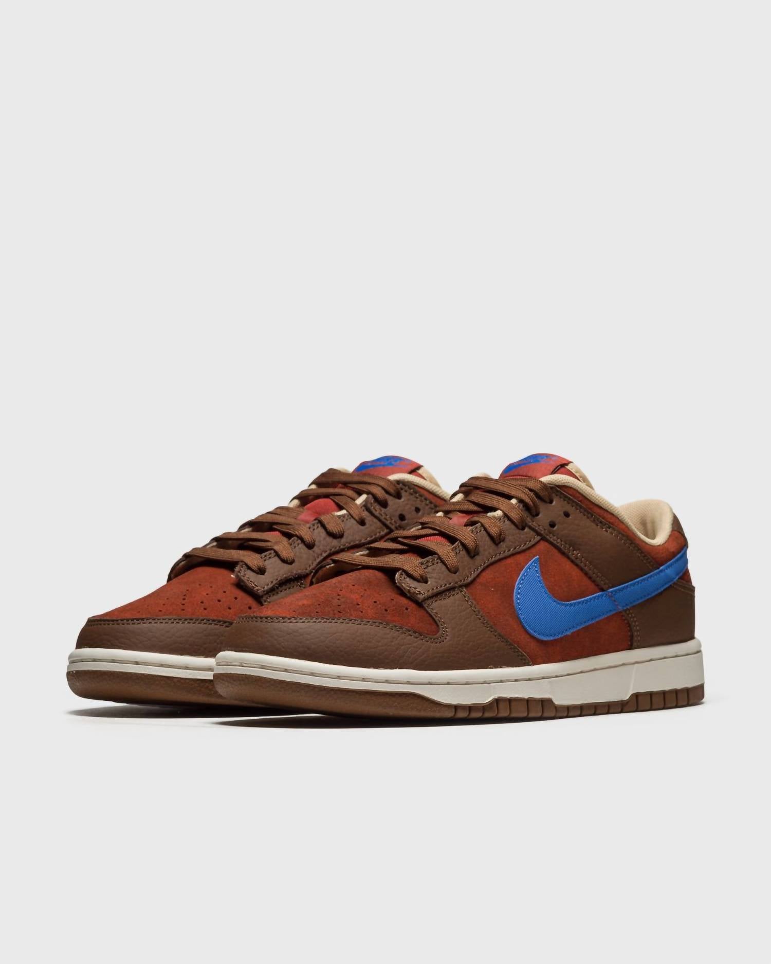 Nike - Men's Dunk Low Sneakers