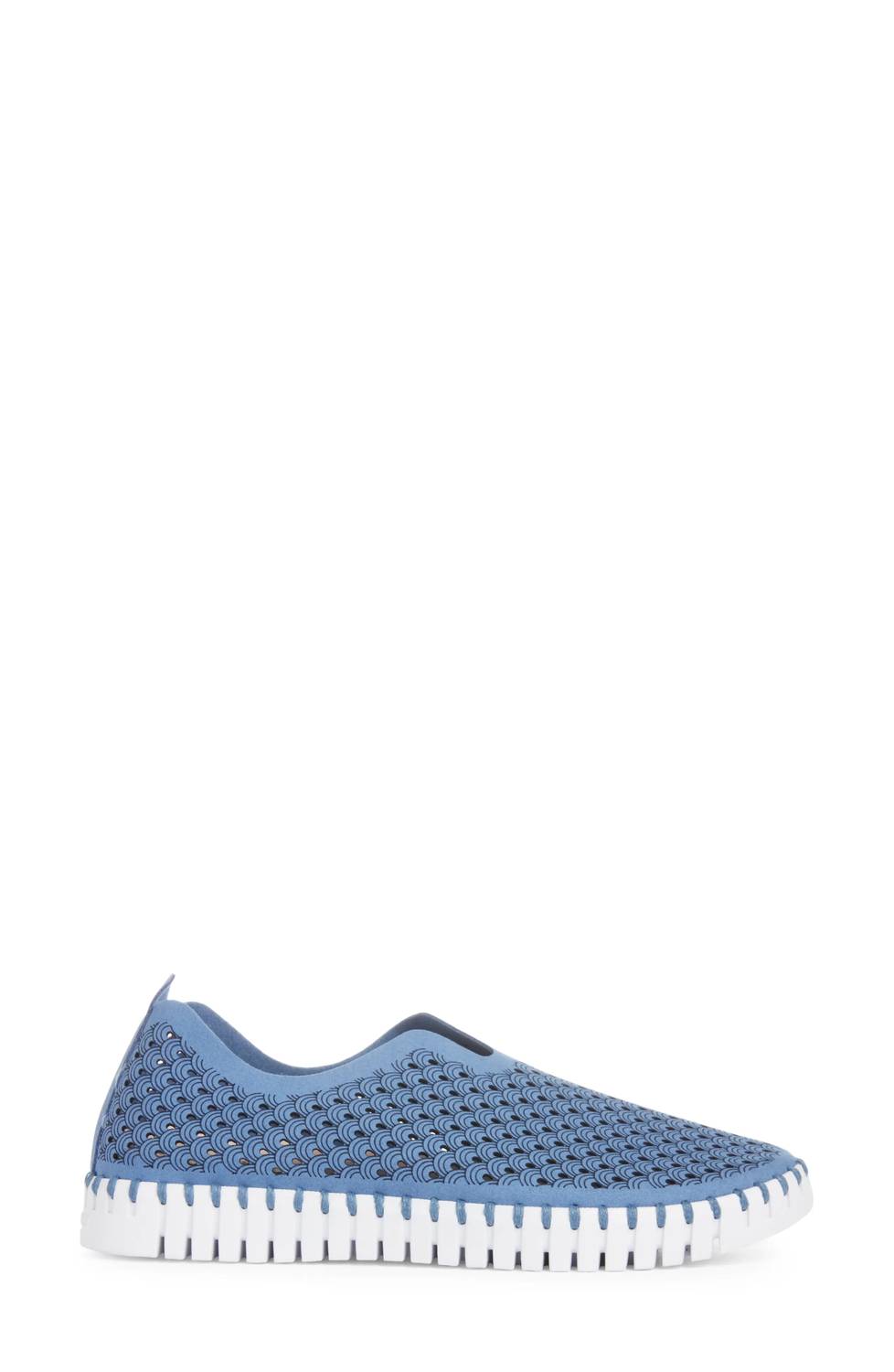 Ilse Jacobsen Women's Tulip 139 Shoes in light regatta - women's flats - detail view