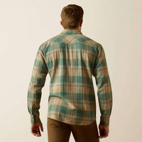 ARIAT Huxlee Retro Fit Snap Front Shirt in olive - men's shirt - detail view