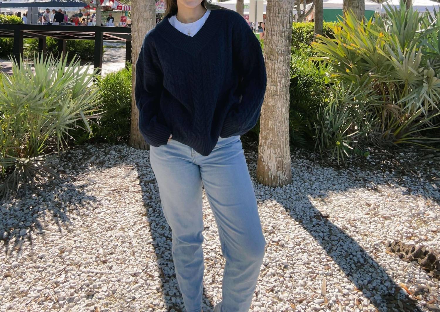 Buttermelon - V-neck Oversized Sweater