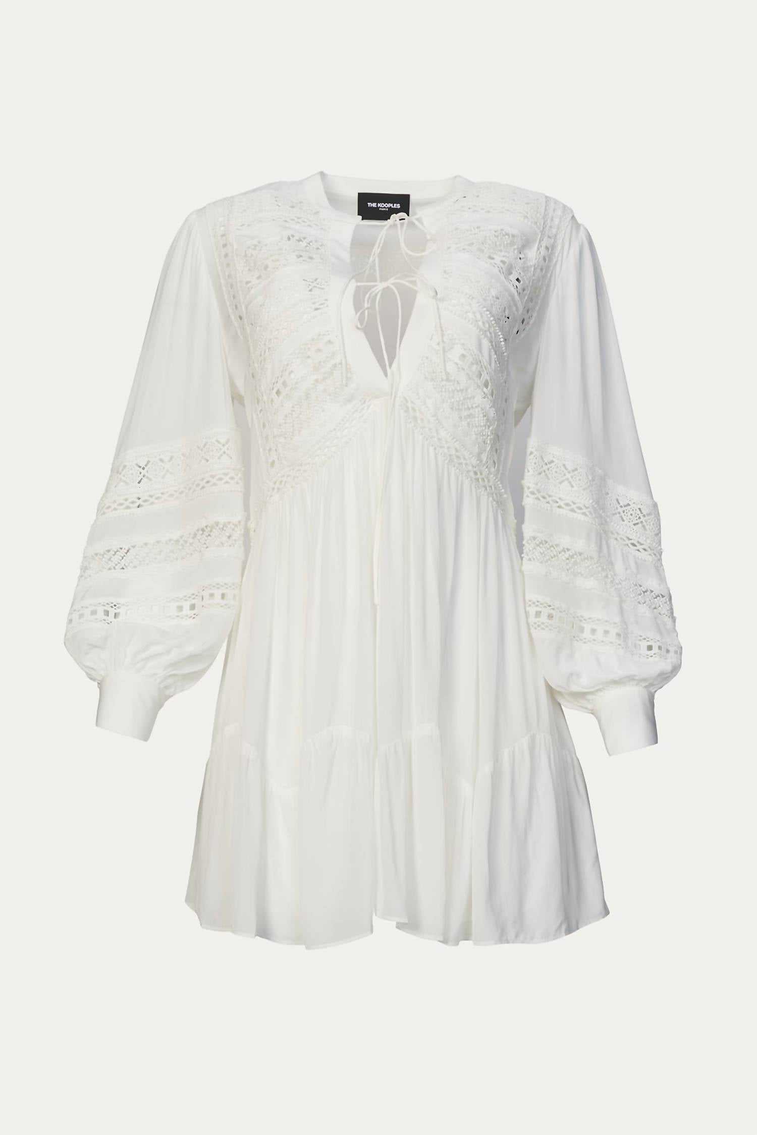 DRESS WITH LACE DETAILING