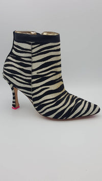 Claire Flowers - Women's Stevie Booties