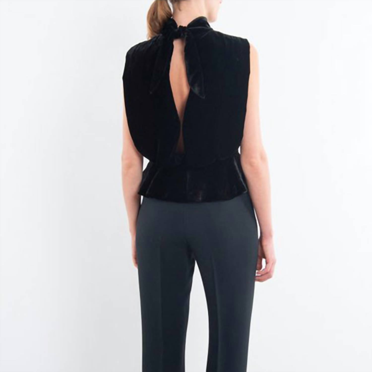 Saloni - Sleeveless Peplum Velvet Blouse